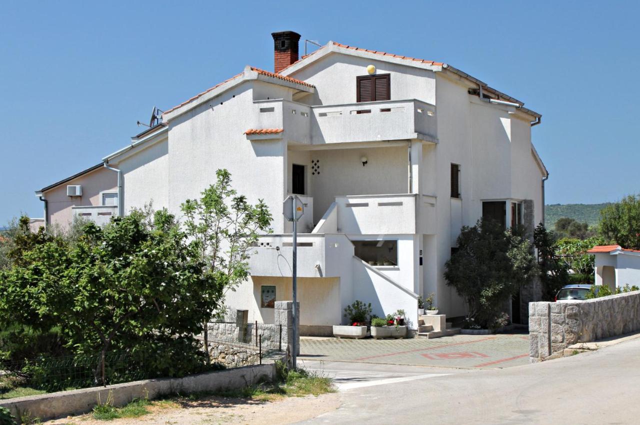 Apartments And Rooms With Parking Space Krk - 5294 Krk Town Exterior foto