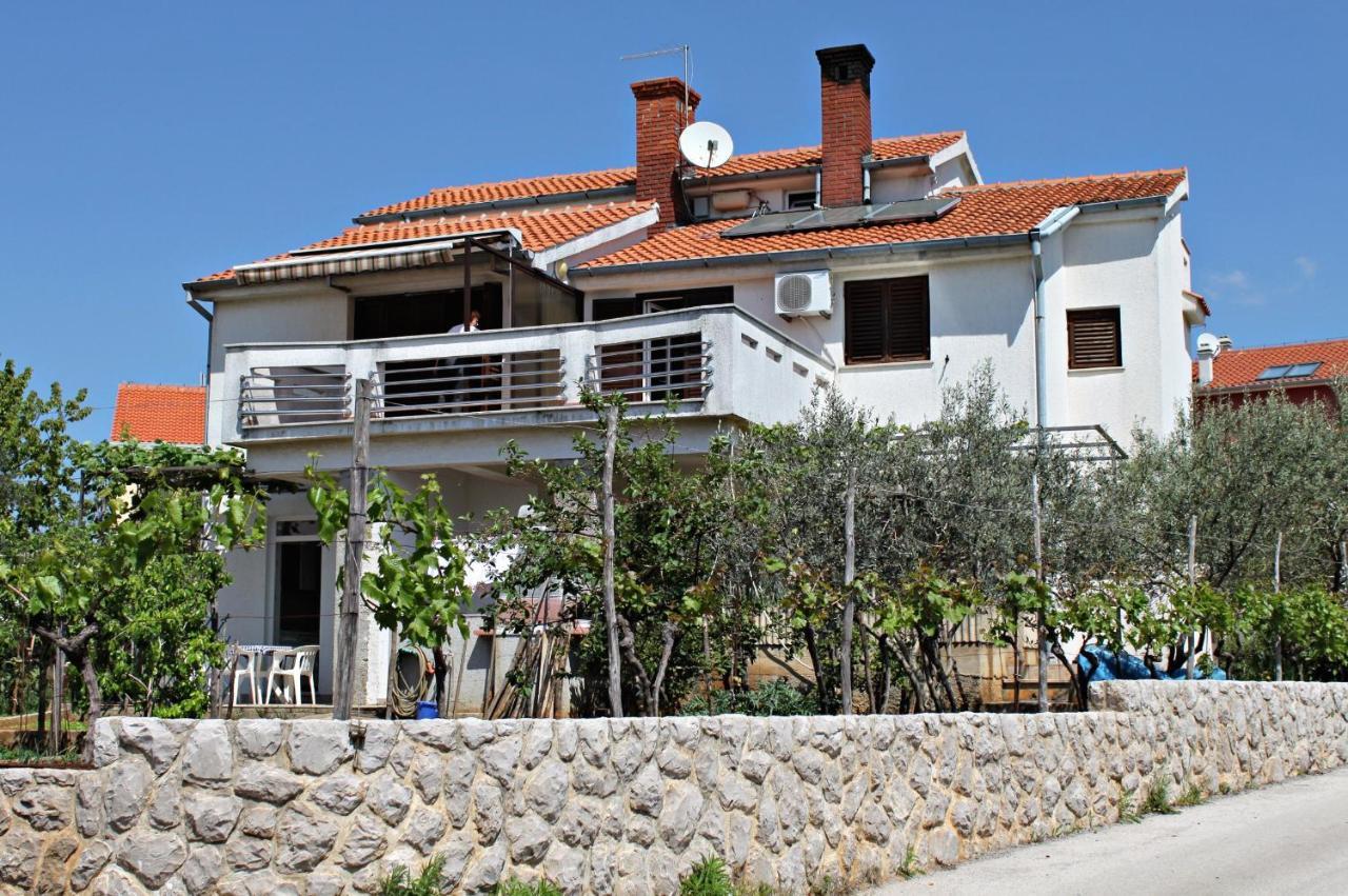 Apartments And Rooms With Parking Space Krk - 5294 Krk Town Exterior foto