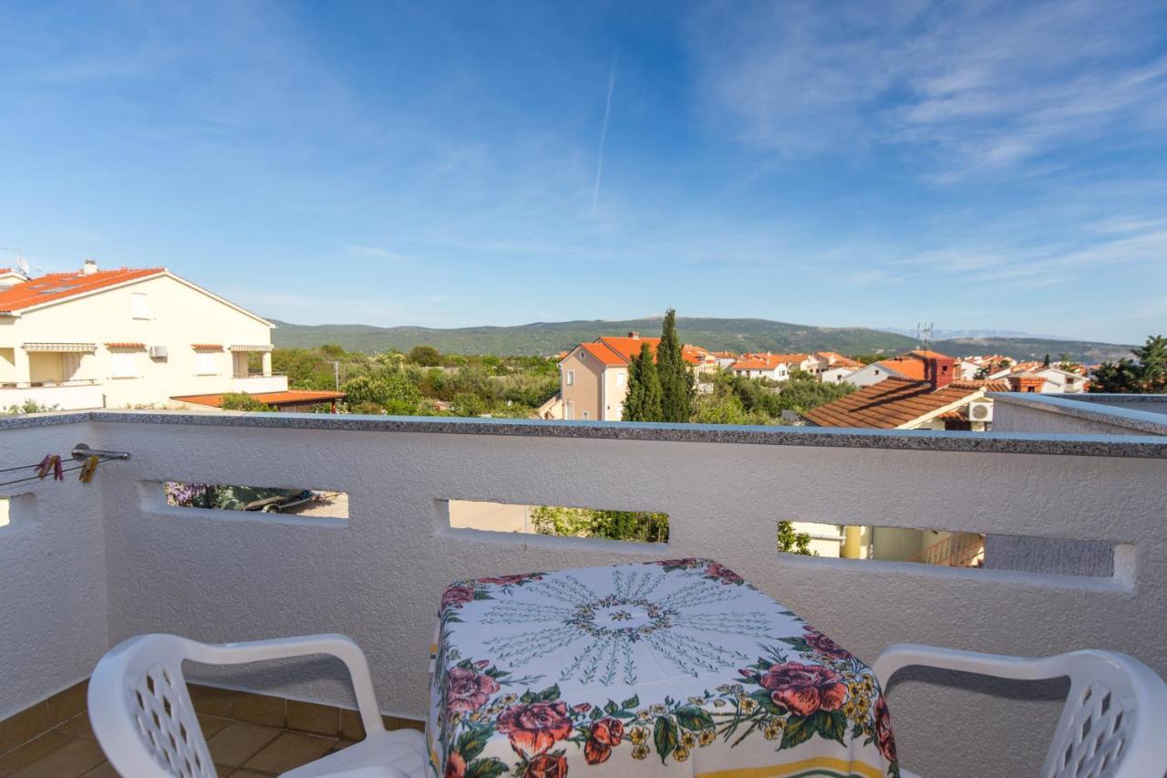 Apartments And Rooms With Parking Space Krk - 5294 Krk Town Exterior foto