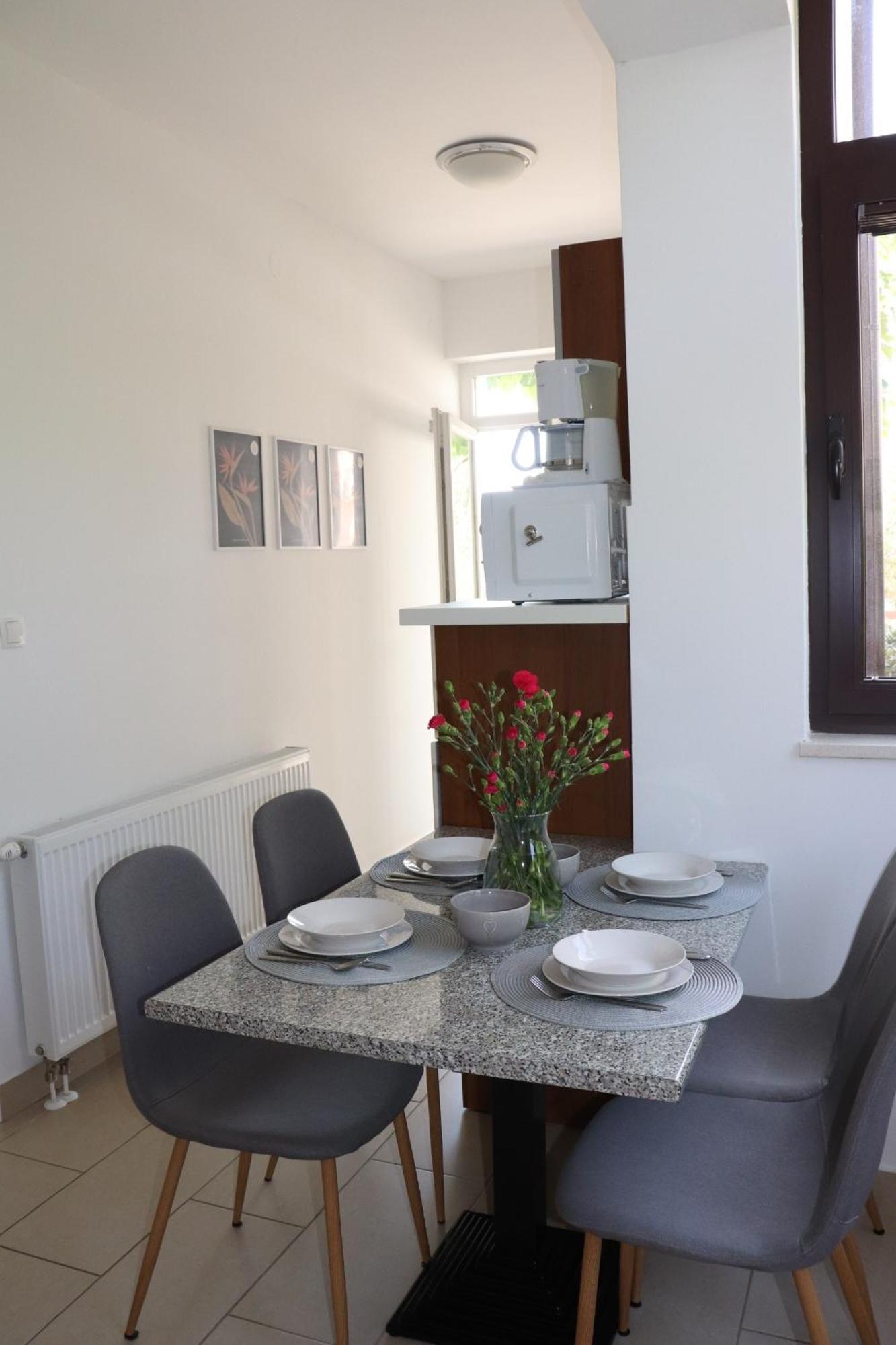 Apartments And Rooms With Parking Space Krk - 5294 Krk Town Exterior foto
